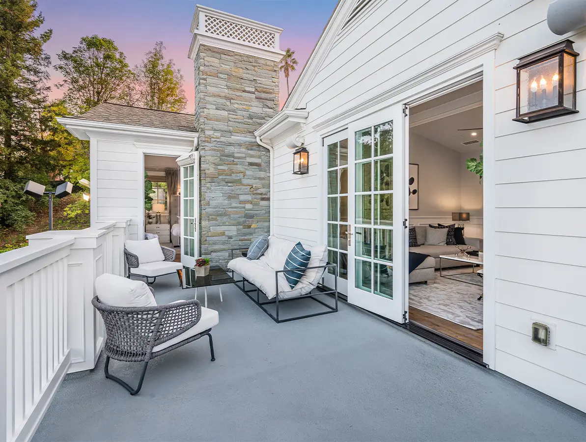 A white balcony home addition